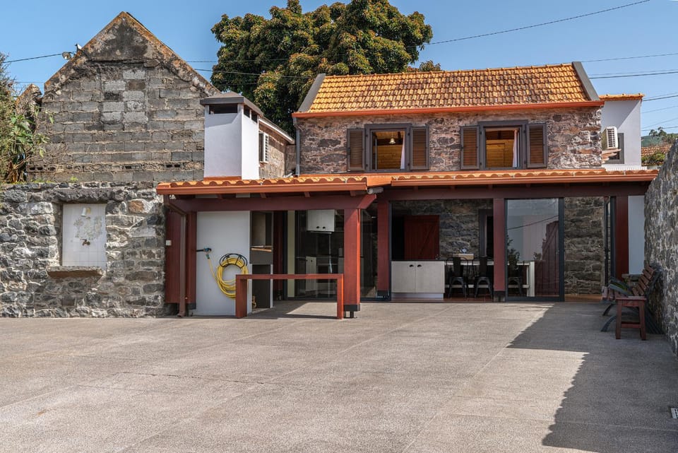 Casa Leonor by Rent2U, Lda House in Madeira District