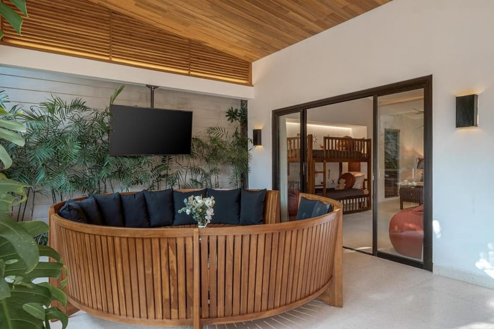 Incredible Family villa with water slide Beachside Villa in Denpasar