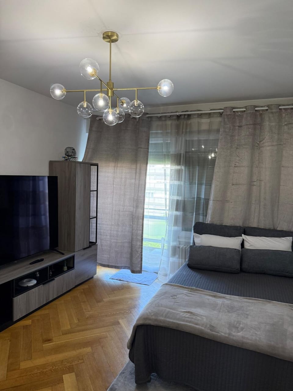Well-Located Comfortable Complet Apartment in Geneva