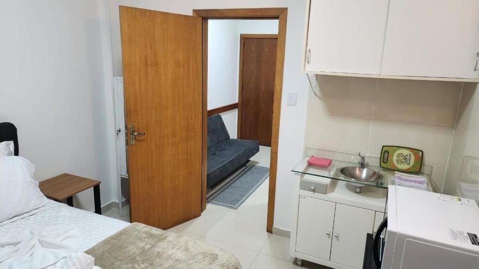 Apto Inteiro Centro Sta Casa 200m WIFI Perto de Tudo até 4 pessoas Apartment in Porto Alegre
