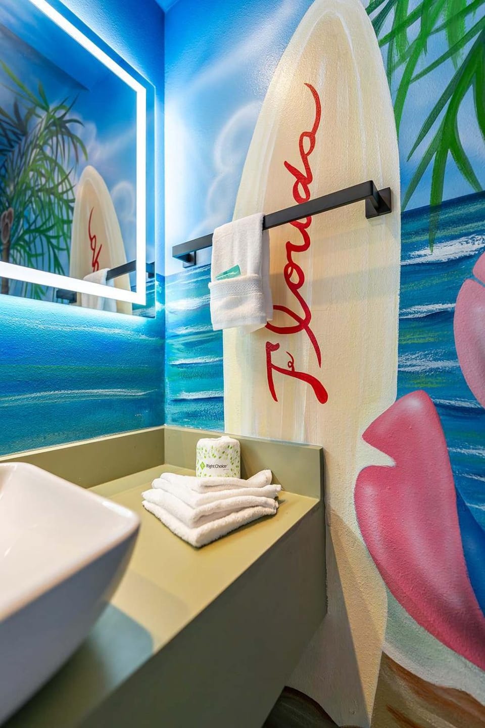 Surf and Sun Stitch Studio Kissimmee Apartment in Osceola County