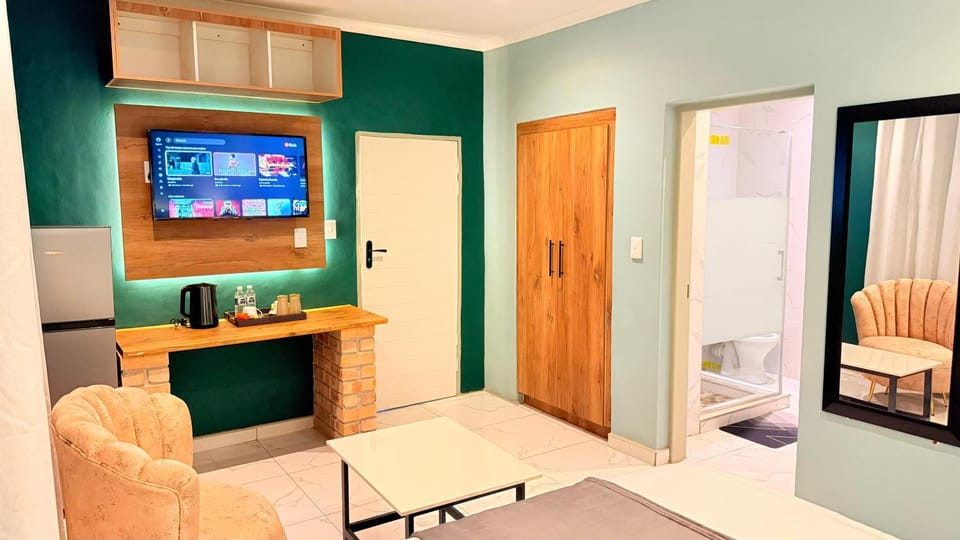 Nexus Luxury Lodge Bed and Breakfast in Gauteng