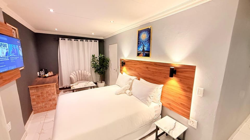 Nexus Luxury Lodge Bed and Breakfast in Gauteng