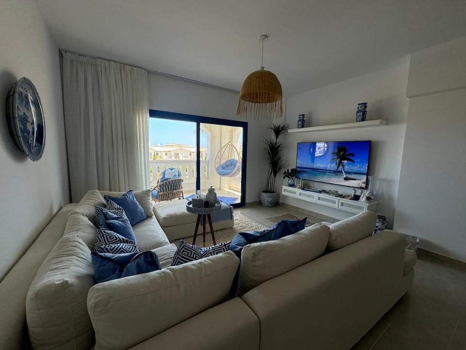 A Luxurious & Cozy Apartment Greek Village Marassi Apartment in Egypt