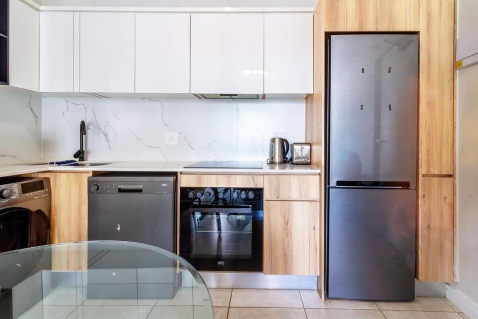 AlimamaSpaces The Munyakas Manson 1543 Apartment in Sandton