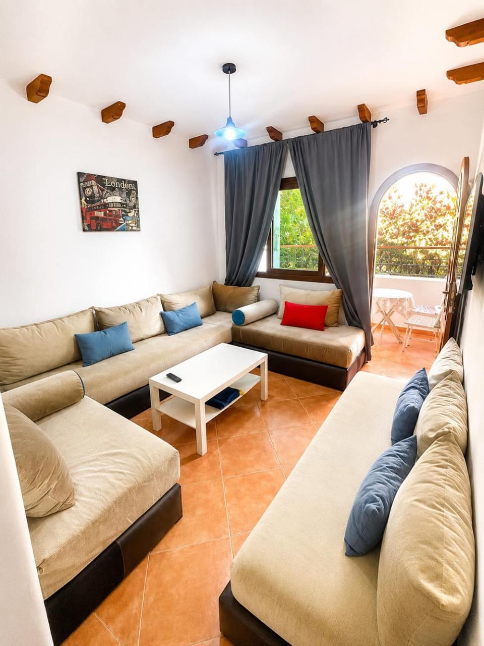 Balcony/Terrace, Living room