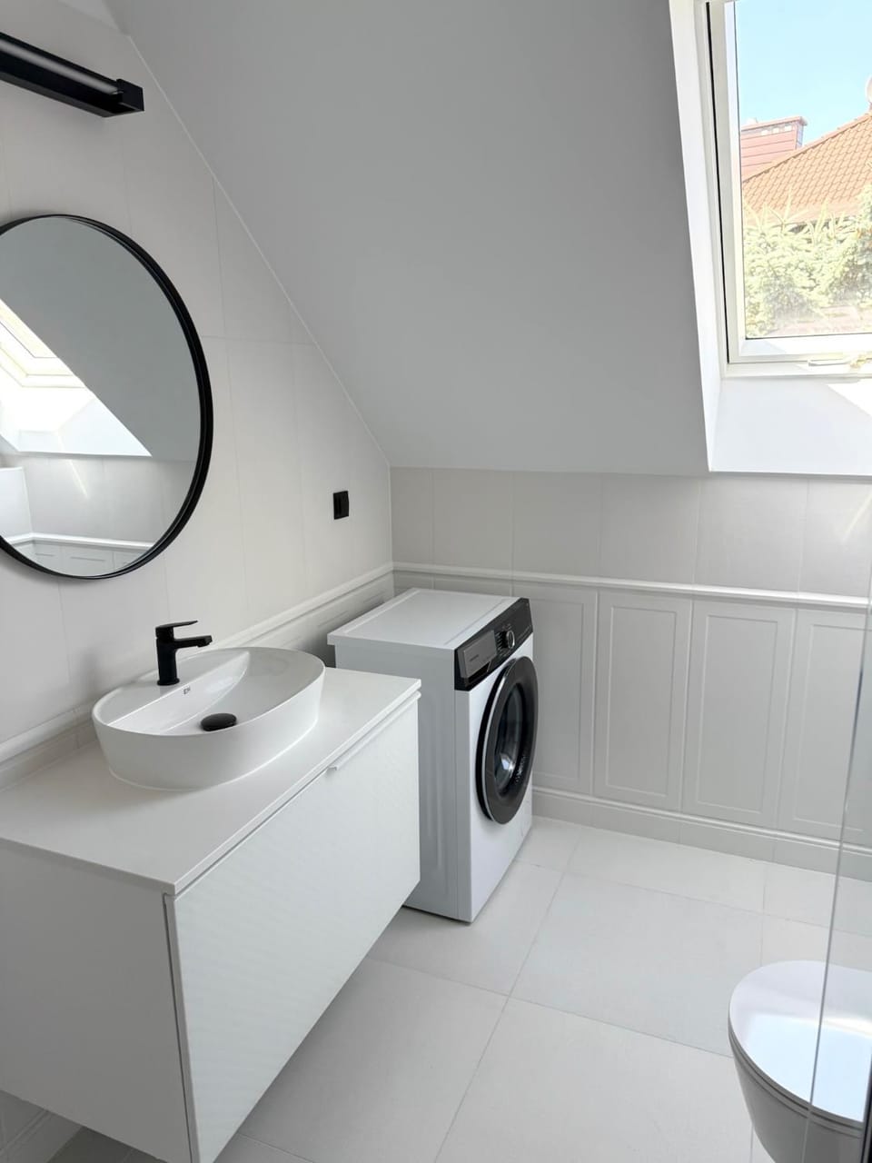 Bathroom, washing machine, dryer