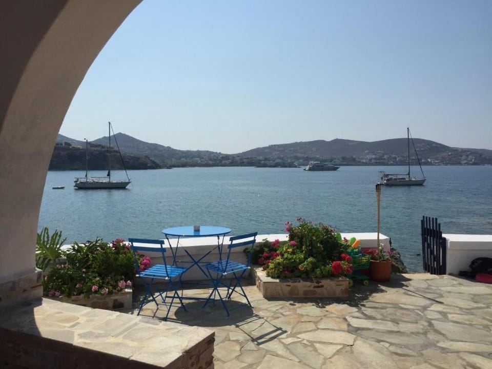 Captain Bay's Unique Heritage Home House in Decentralized Administration of the Aegean