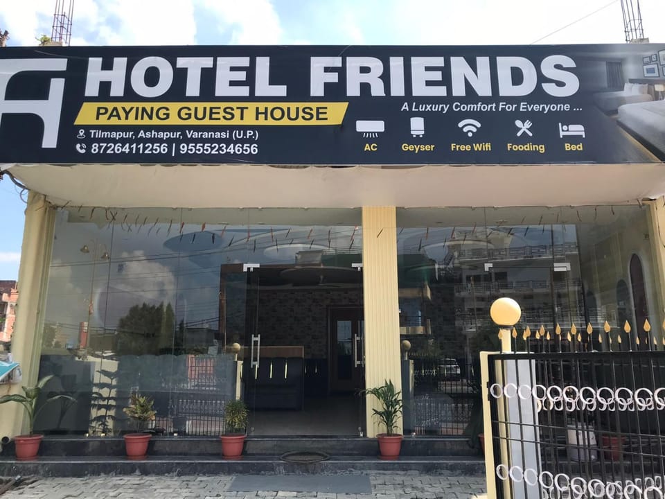 HOTEL FRIENDs Hotel in Varanasi