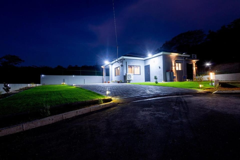 Sunset Sea-renity Villa Villa in St. Ann Parish