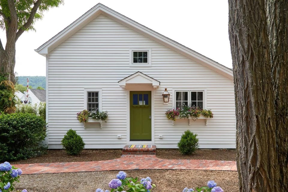 Property building, Spring, Day, Garden, Garden view