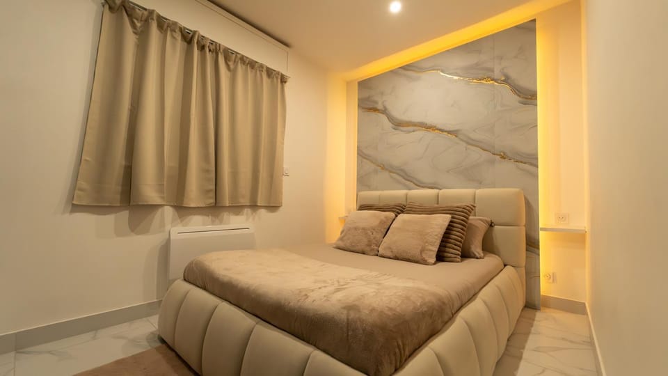 MagicSpa Gold Apartment in Île-de-France