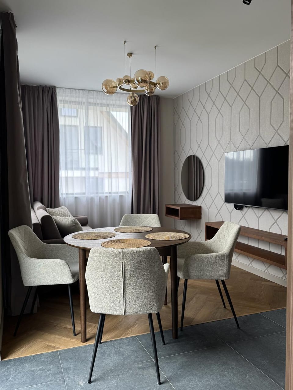 Communal lounge/ TV room, TV and multimedia, Living room, Seating area, Dining area