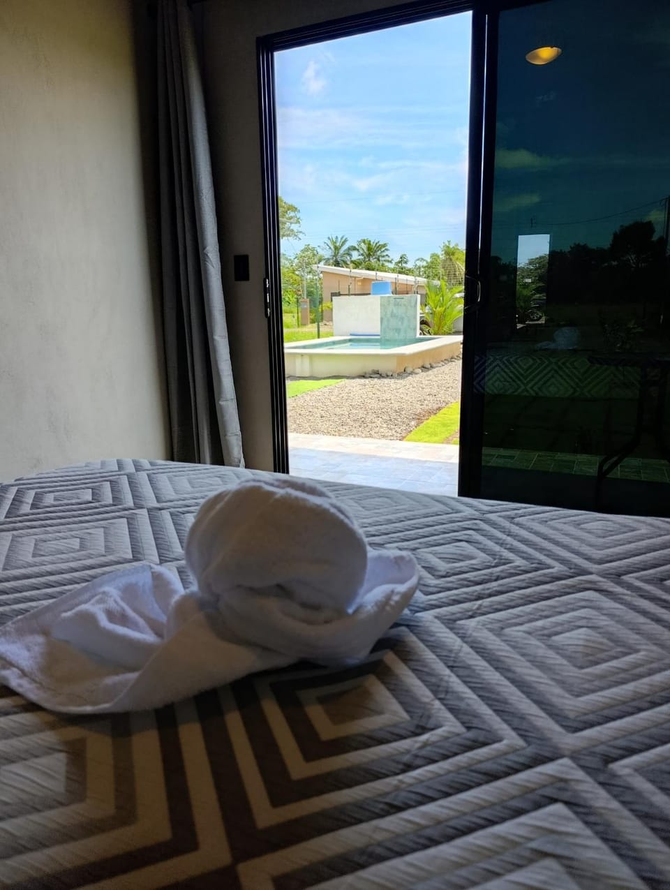 Bed, Photo of the whole room, Bedroom, towels