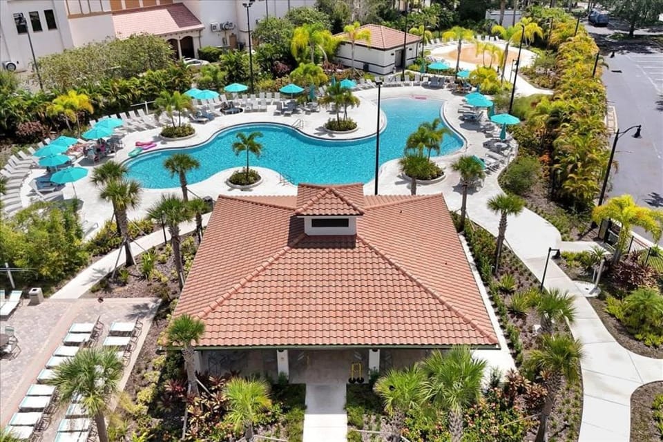 Vista Cay Resort Minutes to Parks & Magic! House in Orlando