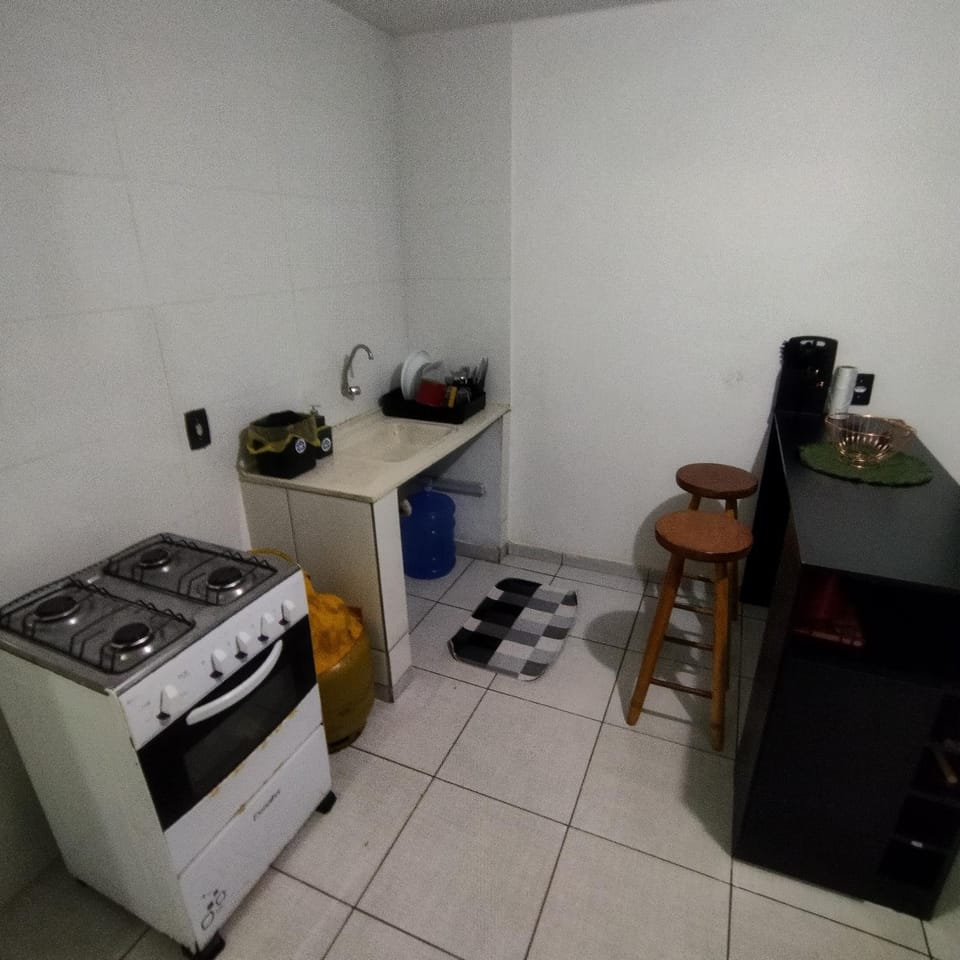 Suite com cozinha 250m do centro House in State of São Paulo