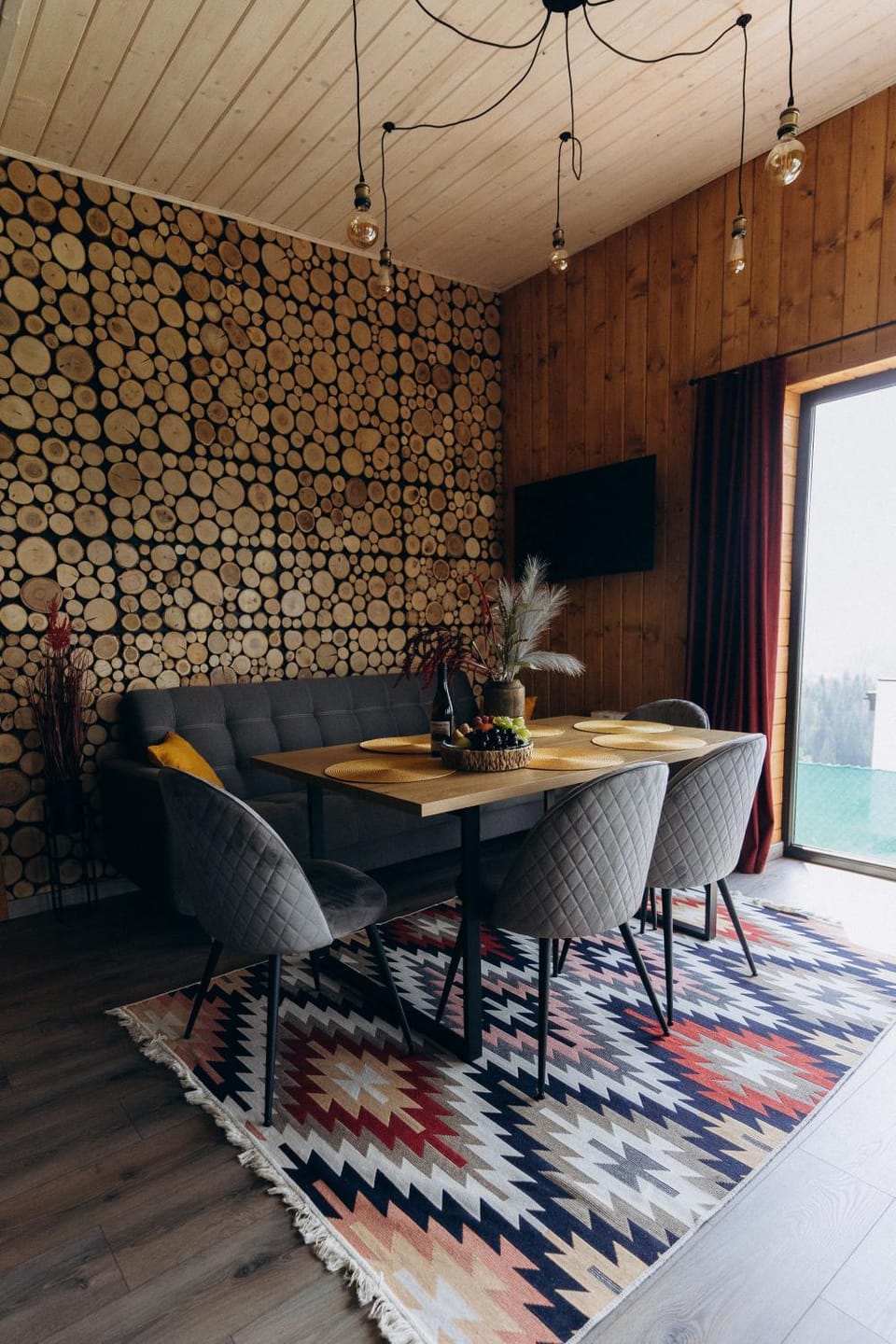 Living room, Dining area