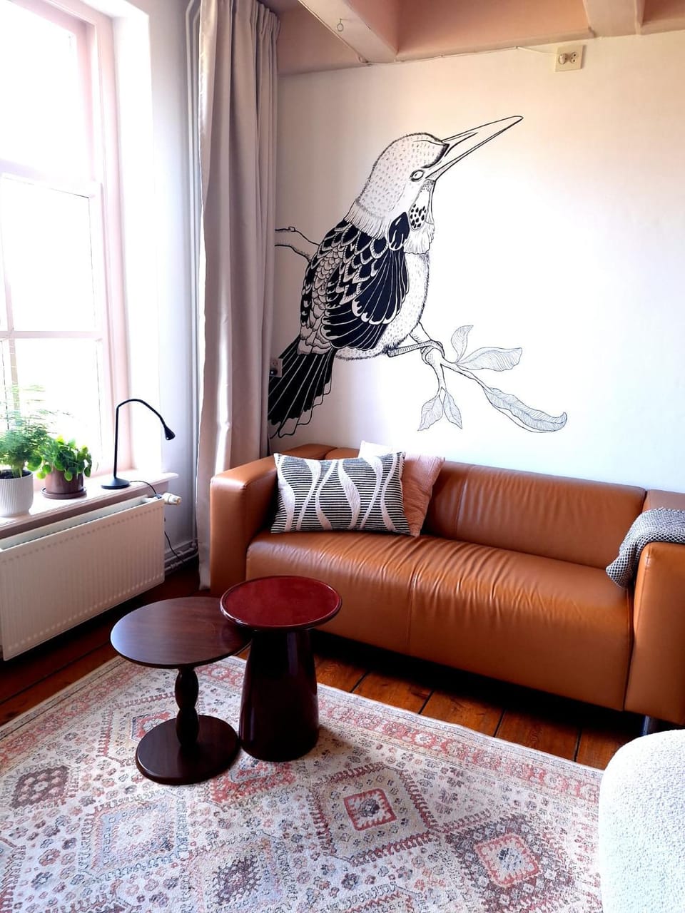 Living room, Decorative detail, Seating area