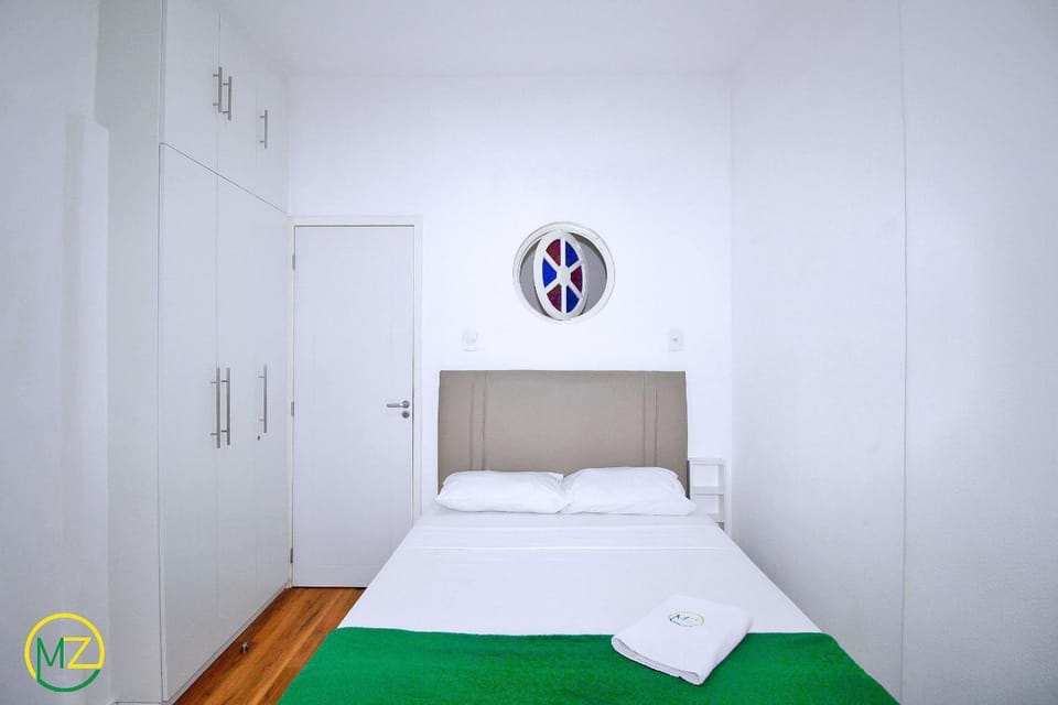 Studio besides the Beach at Leme Apartment in Rio de Janeiro