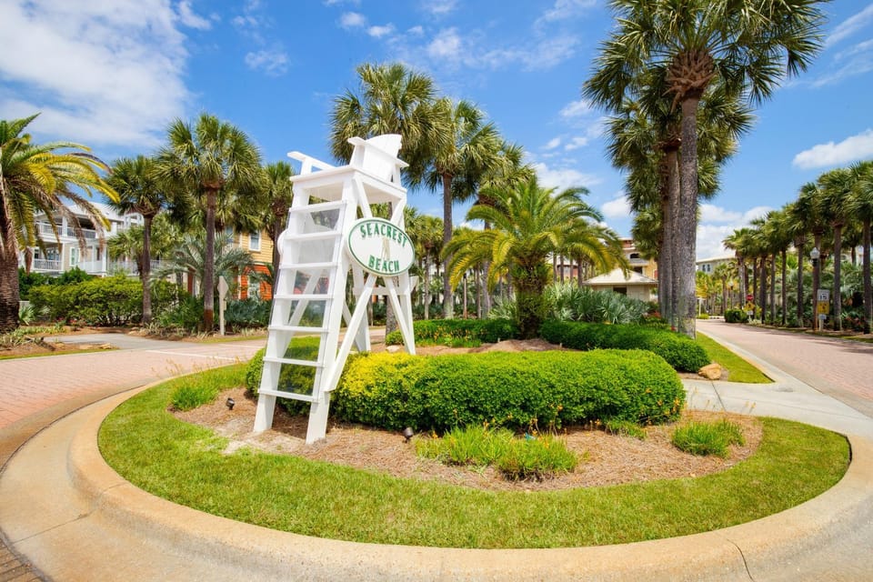 Big Kahuna Beach House House in Rosemary Beach