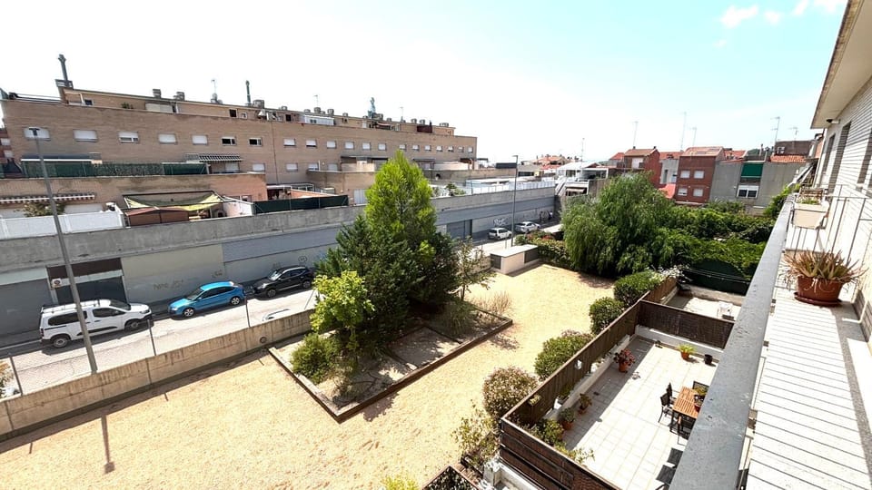 Garden, View (from property/room), Balcony/Terrace