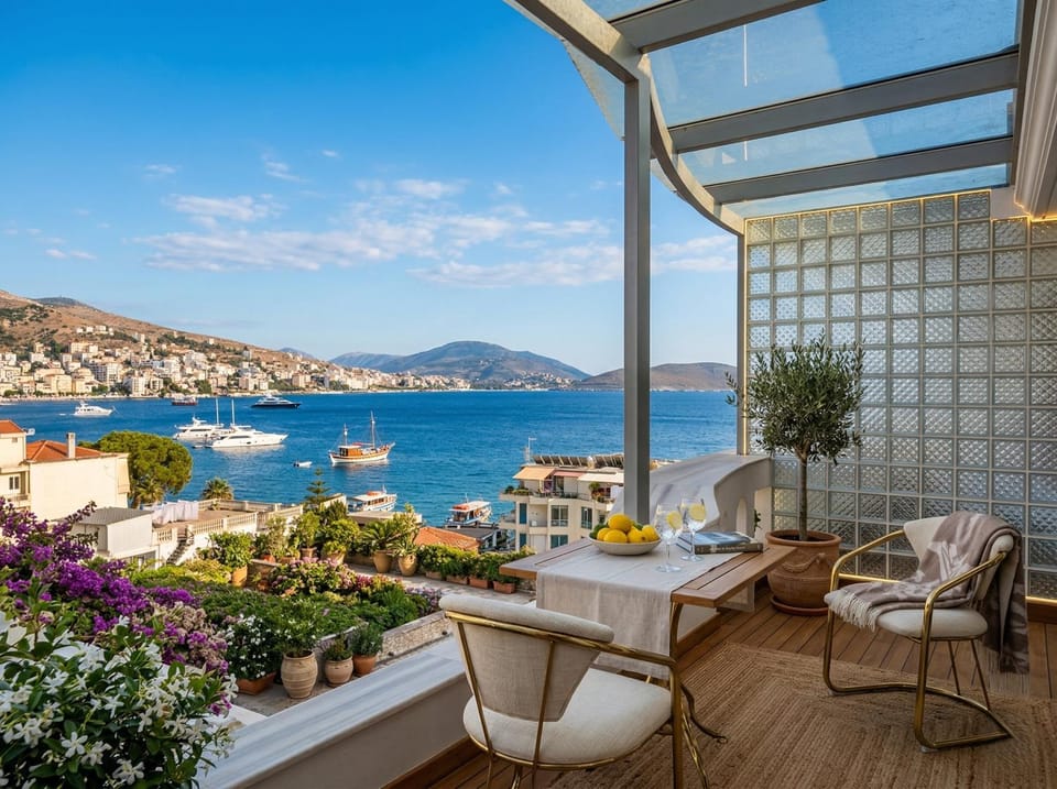 Natural landscape, View (from property/room), Balcony/Terrace, Seating area, Dining area, Mountain view, Sea view