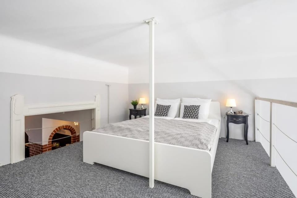 Lovely & Cozy AirCon home Apartment in Budapest