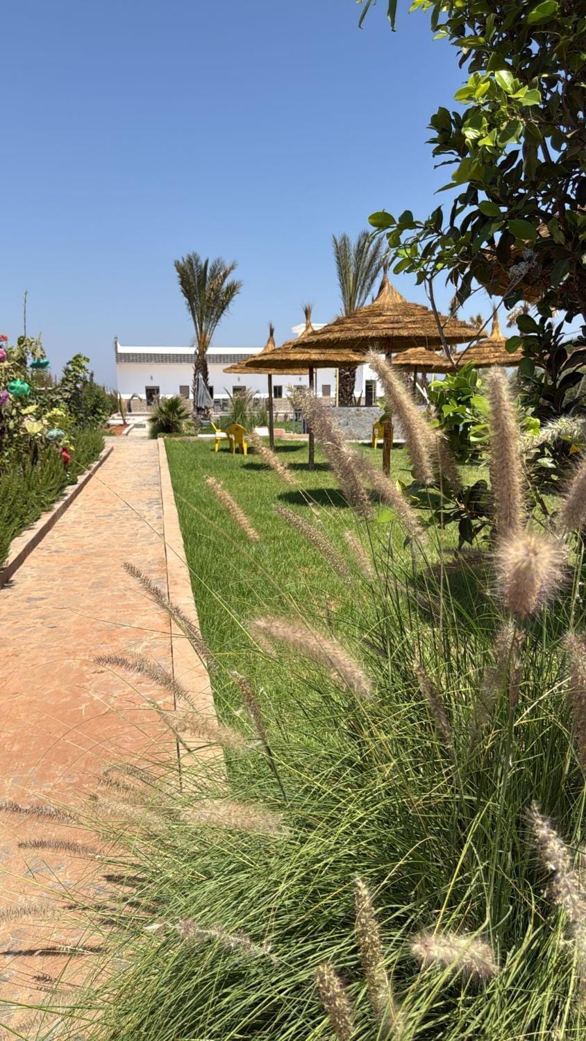 Natural landscape, Balcony/Terrace, Garden view