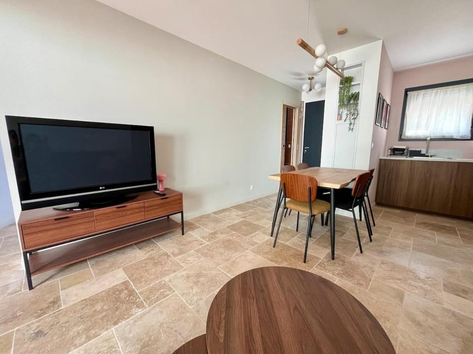 "L'Abricotier" Maison avec jacuzzi à 15 minutes à pied de la plage House in La Cadière-d'Azur