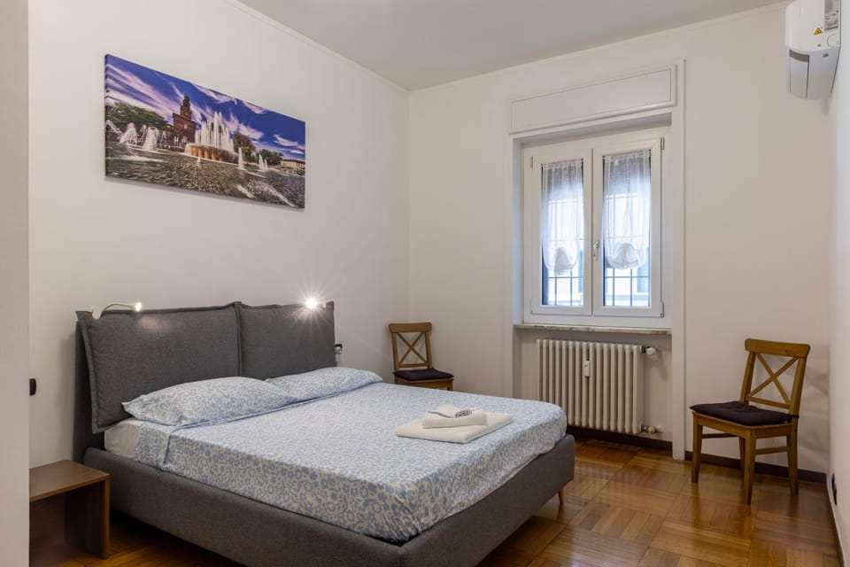 Bed, Photo of the whole room, Bedroom, internet, towels