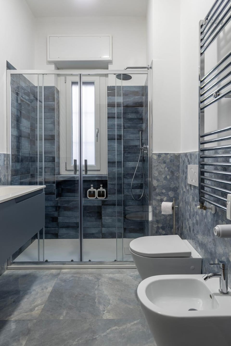 Shower, Toilet, Bathroom, bidet