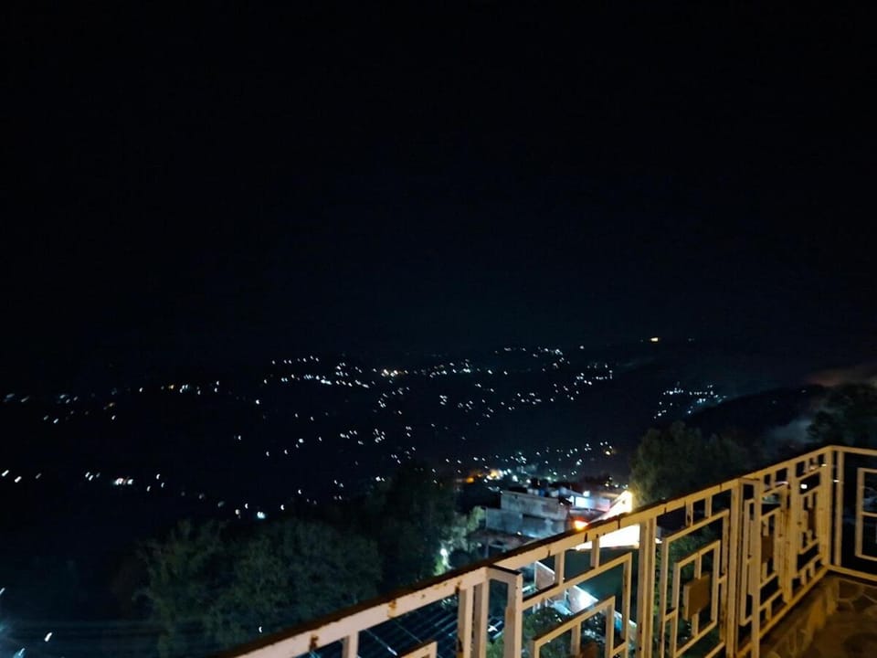 4 Bedroom Penthouse - ELEV8 Apartment in Punjab