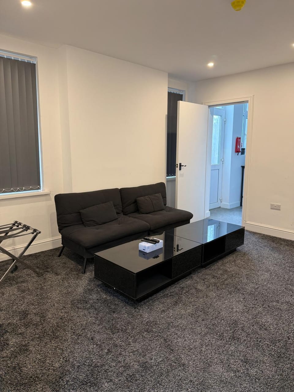 Living room, Seating area, furniture