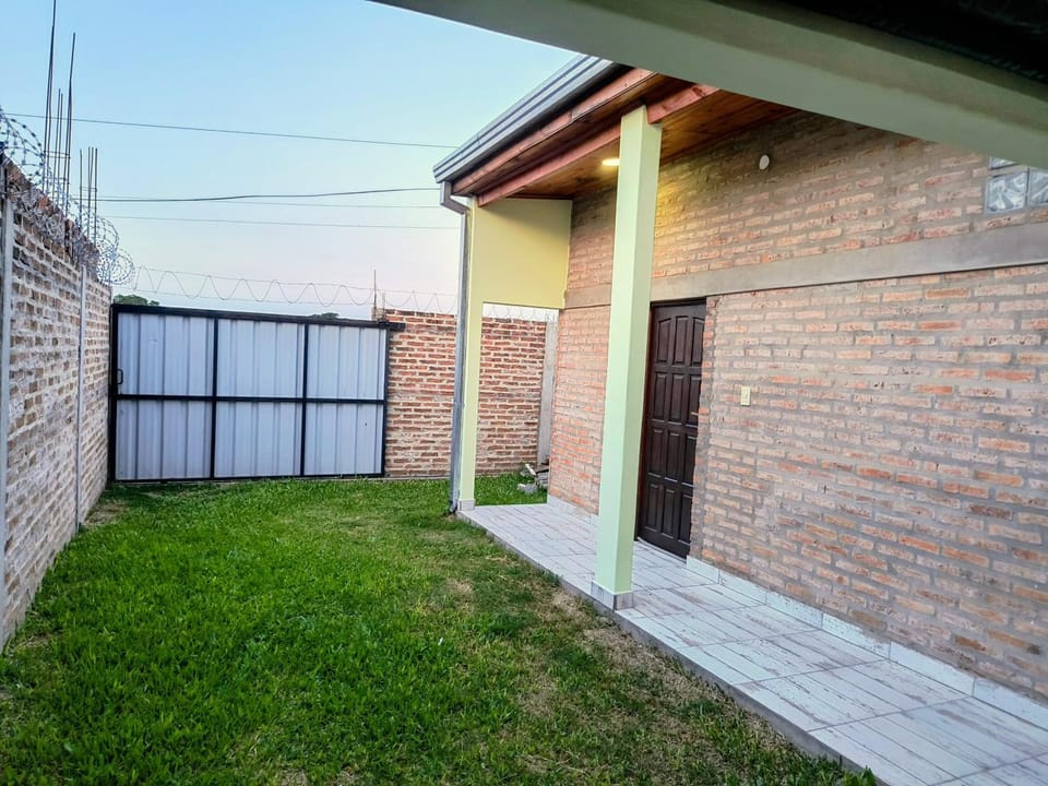 Property building, Spring, Day, Garden, Garden view