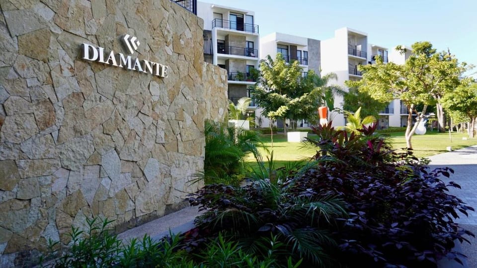 Modern, with Ocean and Mountain View Apartment in Puerto Vallarta