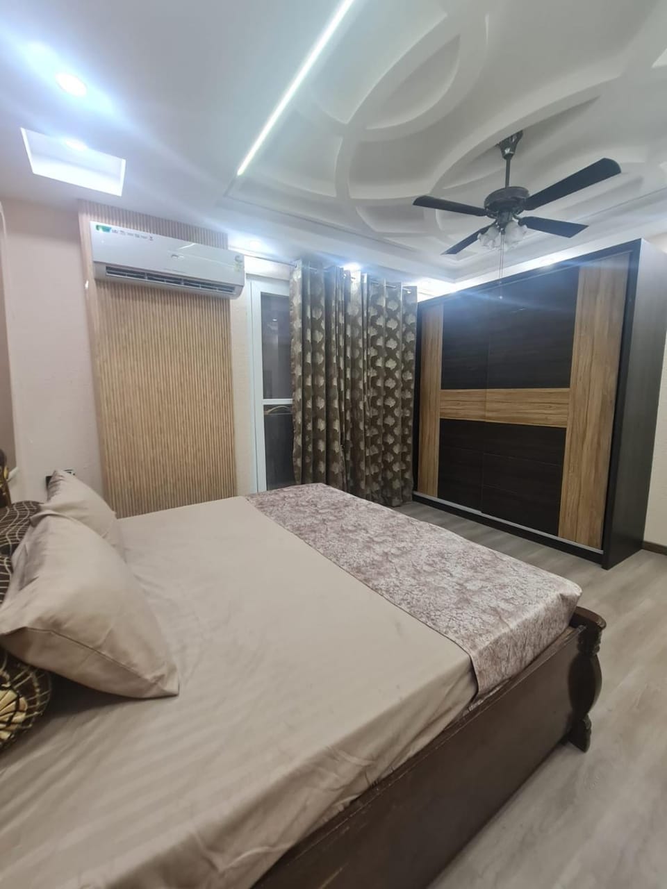 Fiaa- GARNET 3BHK Apartment in New Delhi