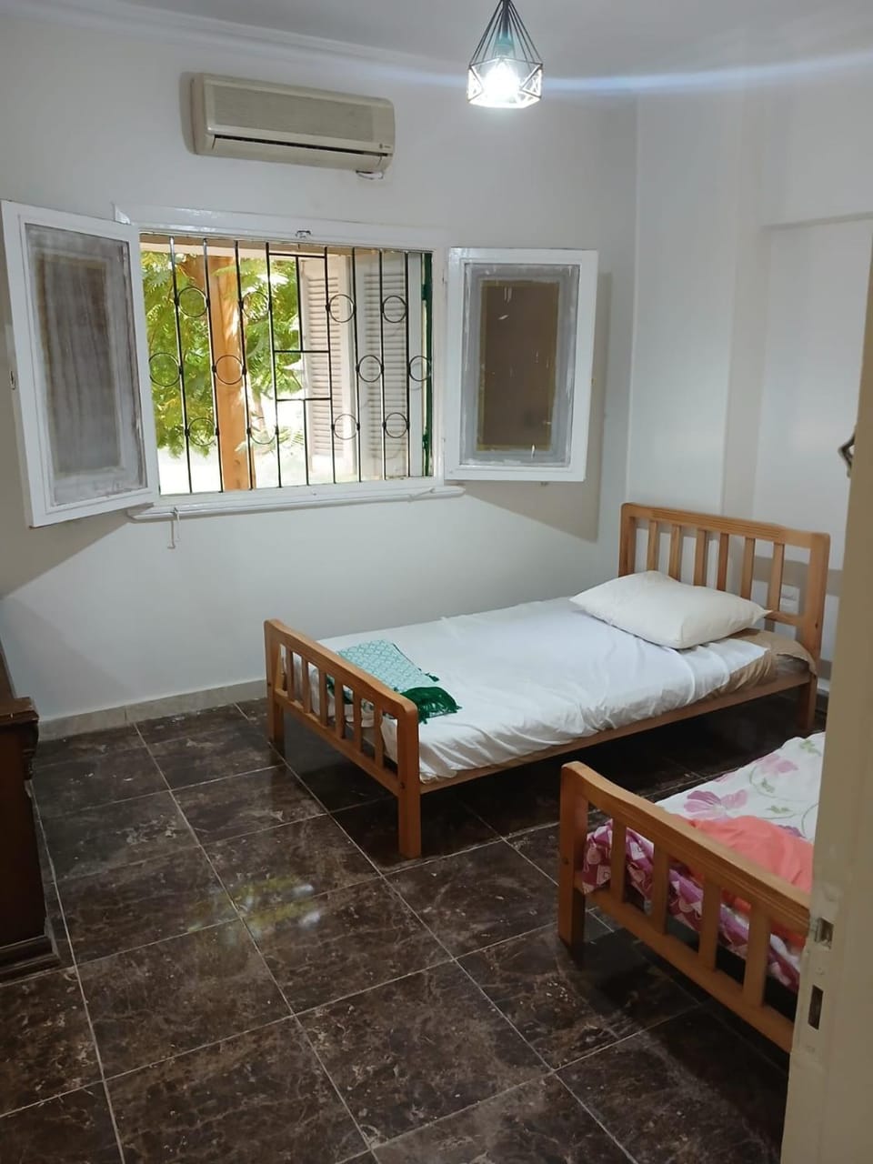 Bed, Photo of the whole room, Bedroom, towels, air conditioner