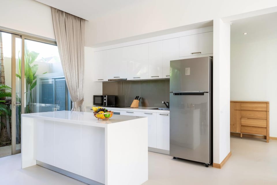 Kitchen or kitchenette, oven, stove