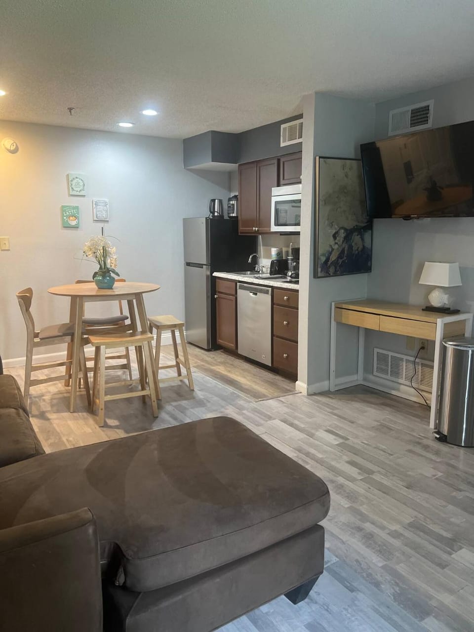 Condo Near Disney No Resort Fee Free Parking House in Bay Lake