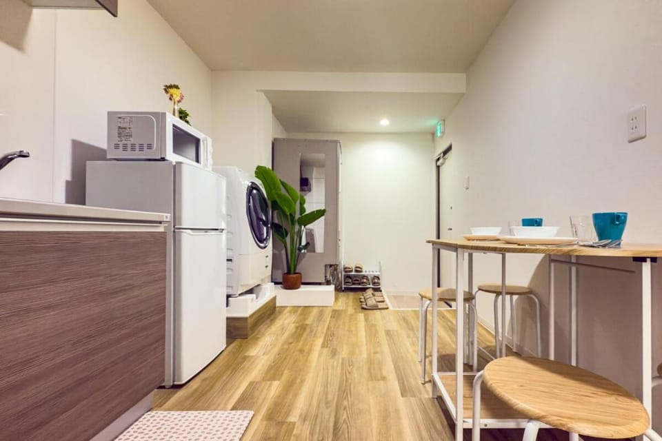 ES3 ELLE Shinsaibashi Apartment in Osaka