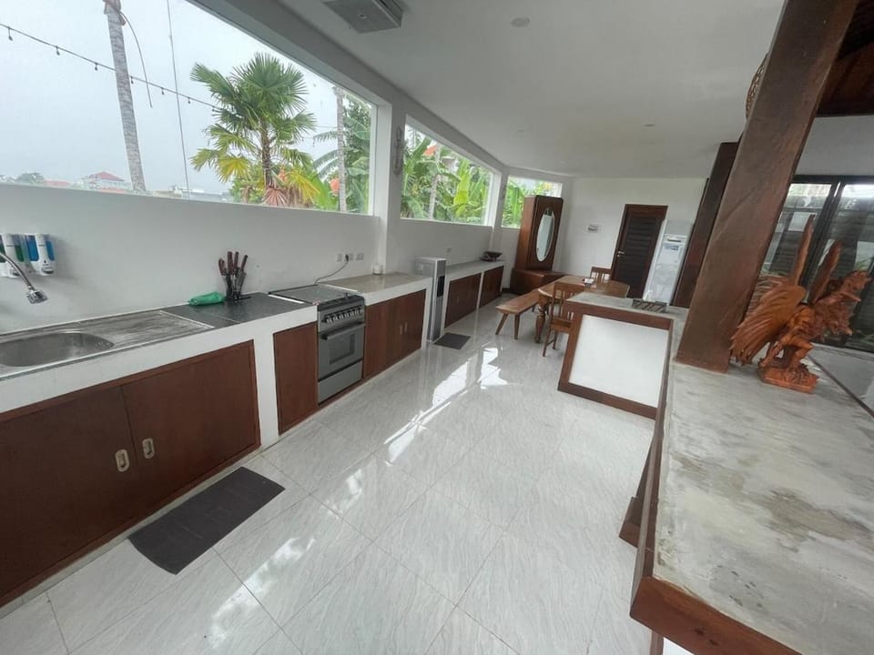 Villa MShayna Villa in North Kuta