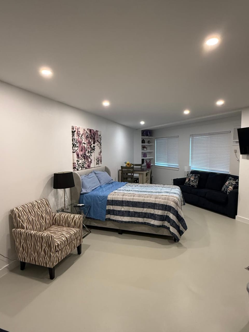 Stylish Studio on Lake Conroe Apartment in Lake Conroe