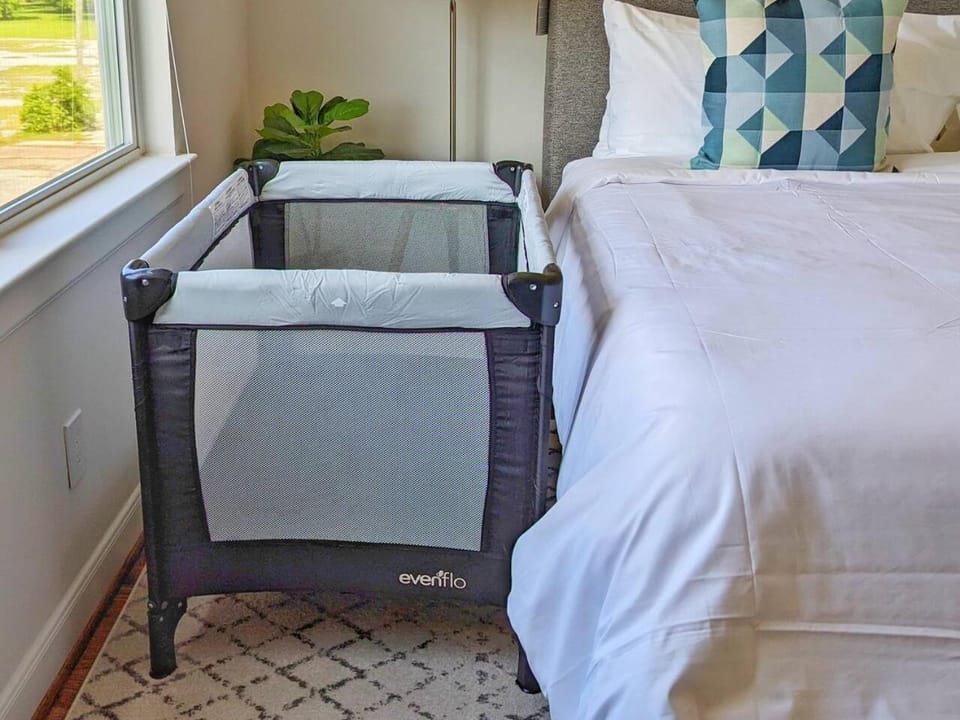 TMC 3-Story Townhome FREE EV Charge House in Houston