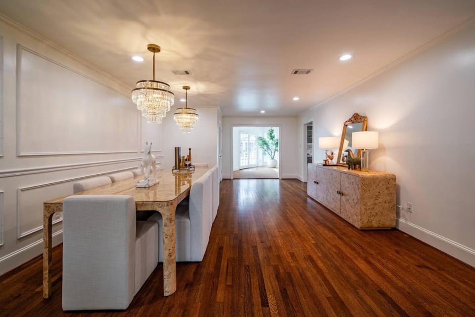 POOL Heated Spa Galleria sleeps 12 Griddle House in Houston