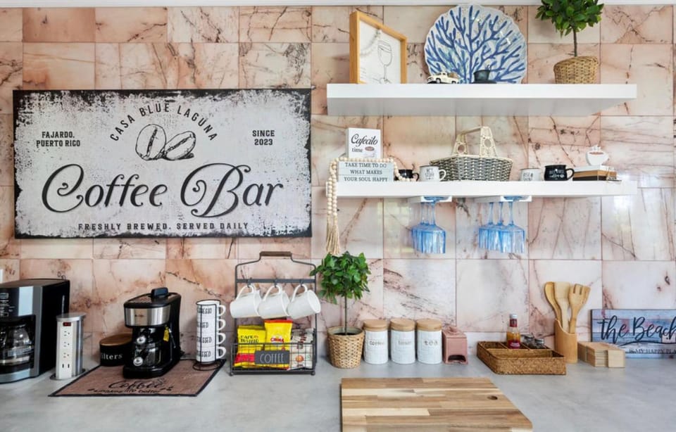 Coffee/tea facilities, Kitchen or kitchenette