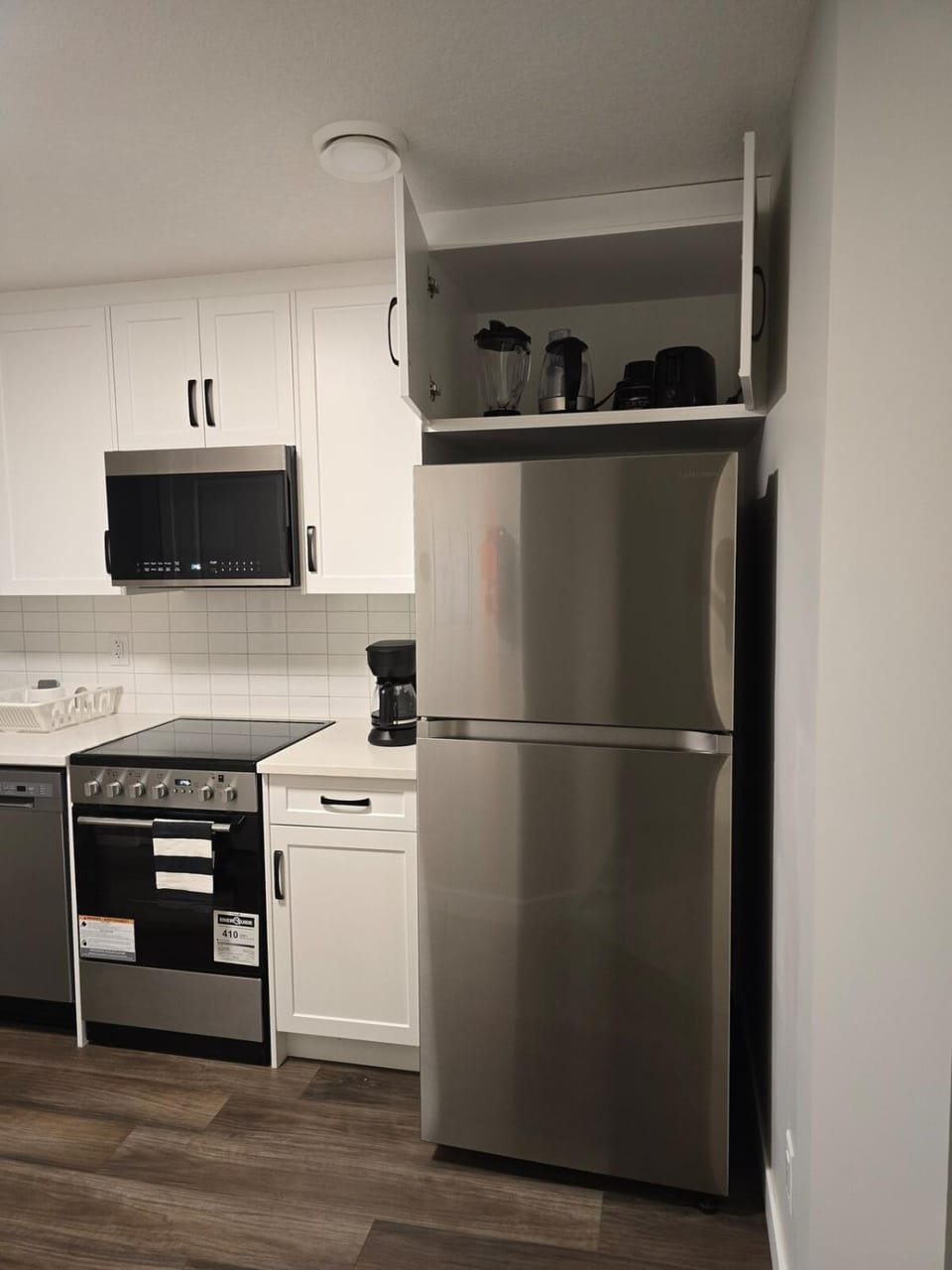 Guest Suite in Southwest Calgary Apartment in Calgary