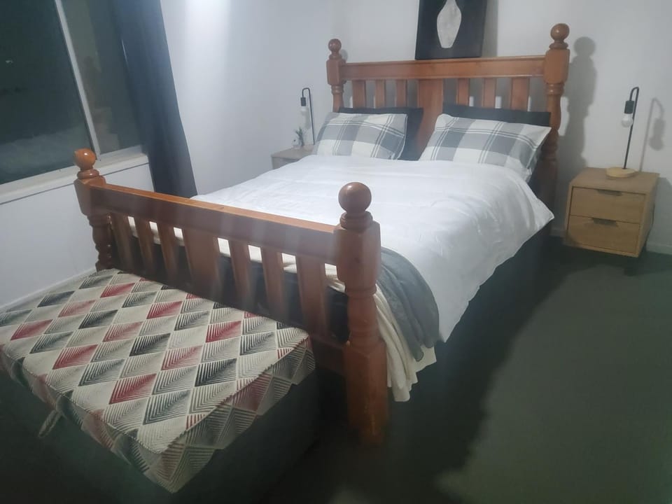 Winter retreat House in Parkes