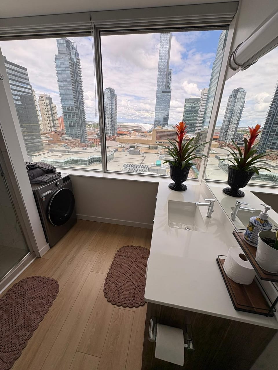 View (from property/room), City view