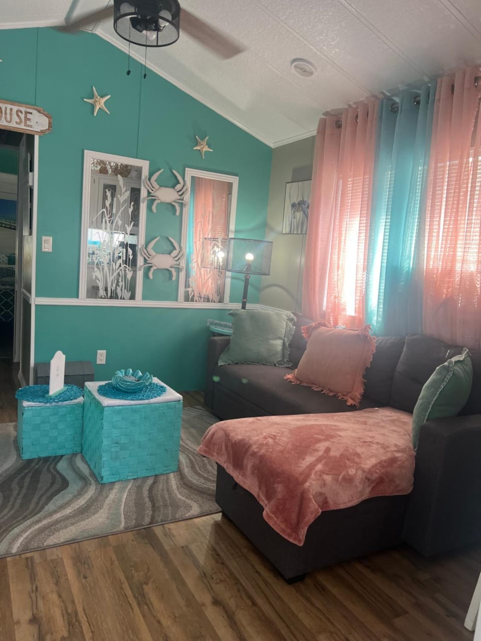 Cozy Private Cottage Only 5 miles from Disney Campground/ 
RV Resort in Osceola County