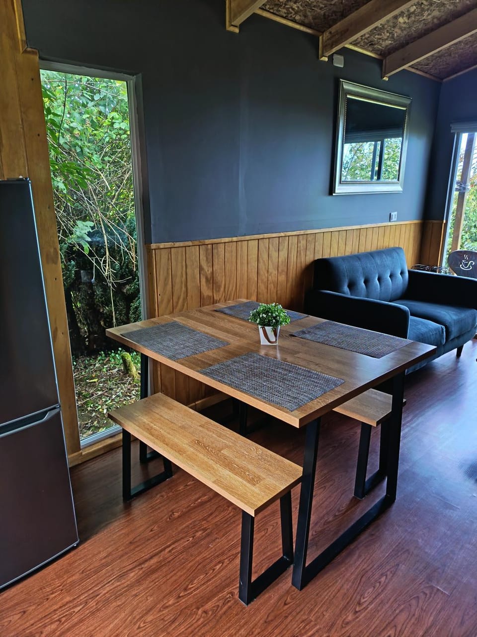 Communal lounge/ TV room, Living room, Dining area